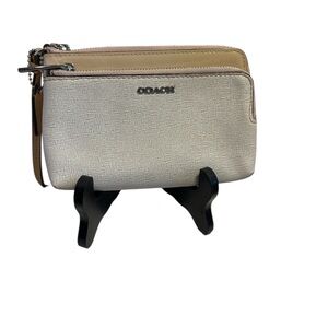 Coach Double Zip Wristlet White/Beige - Like New ***